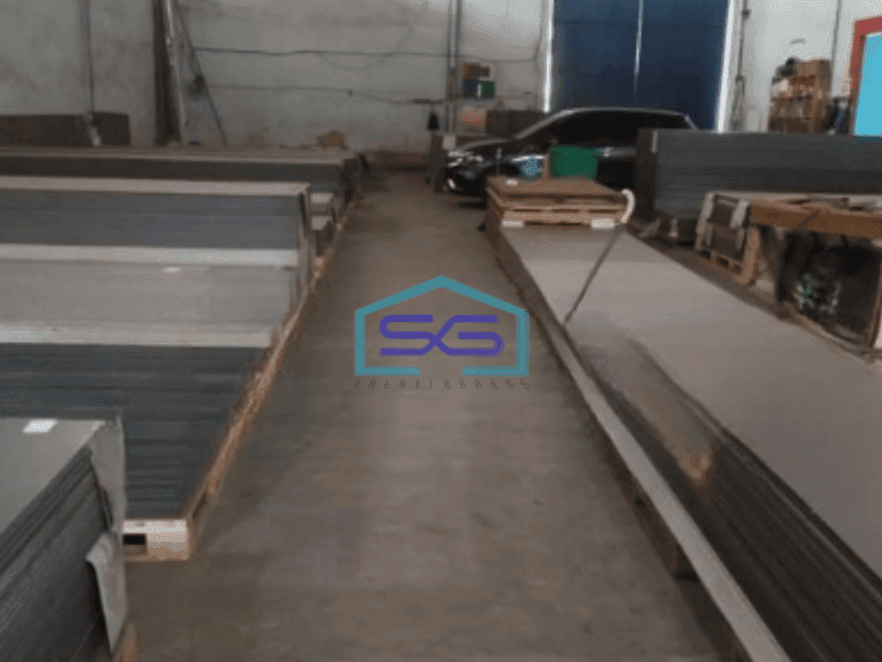 Dijual Cepat Gudang Ada Kantor Luas Tanah  1062 m² di Jurumudi Tangerang