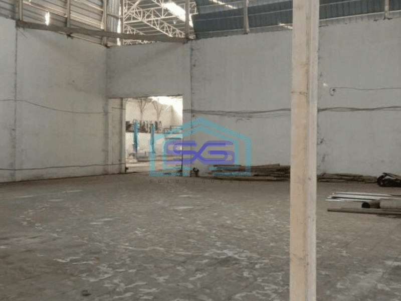 Dijual Gudang bekas Showroom lokasi di Jurumudi Tangerang