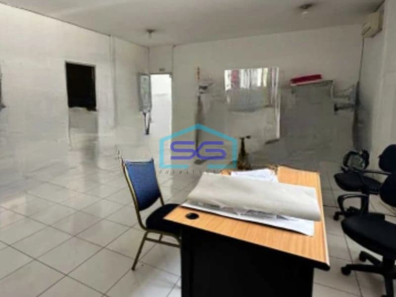 Dijual Gudang Lokasi Sangat Strategis di Tugu Semarang Luas Bangunan  6000 m²