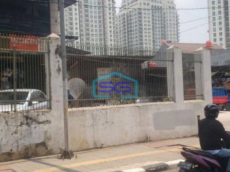 Dijual Cepat 5 Unit Ruko Gandeng di Jalan Kebayoran Baru, Kebayoran Lama Jakarta Selatan