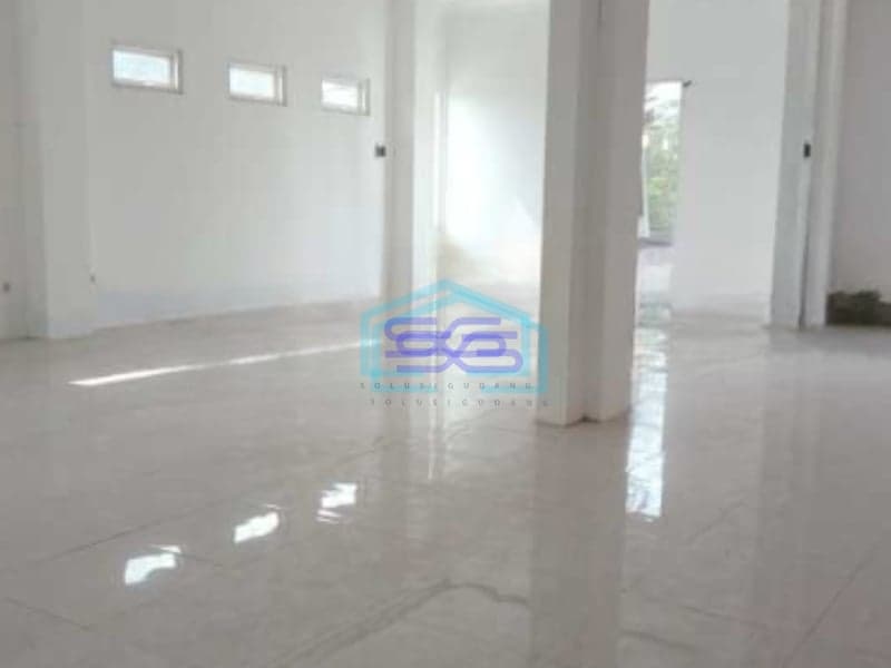 Disewakan Ruko Luas Bangunan  900 m² di Pasar Rebo Jakarta Timur