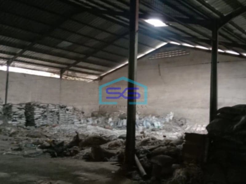Dijual Gudang di Jl. Imam Bonjol Karawaci Tangerang Butuh Renovasi SHM LT 4585m2