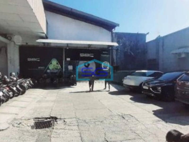 Dijual Ruang Usaha Strategis Lokasi di Slamet Riyadi Solo Luas 3950m2