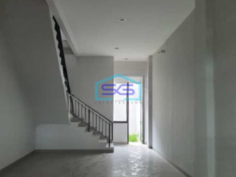 Disewakan Ruko 3 Lantai Lokasi Pantai Indah Kapuk Jakarta Utara