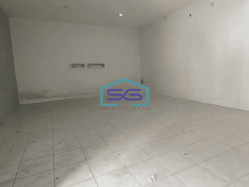 Disewakan Gudang dengan Lahan Luas Lengkap Dengan Kantor dan Meeting Room di Pengasinan Rawalumbu Bekasi