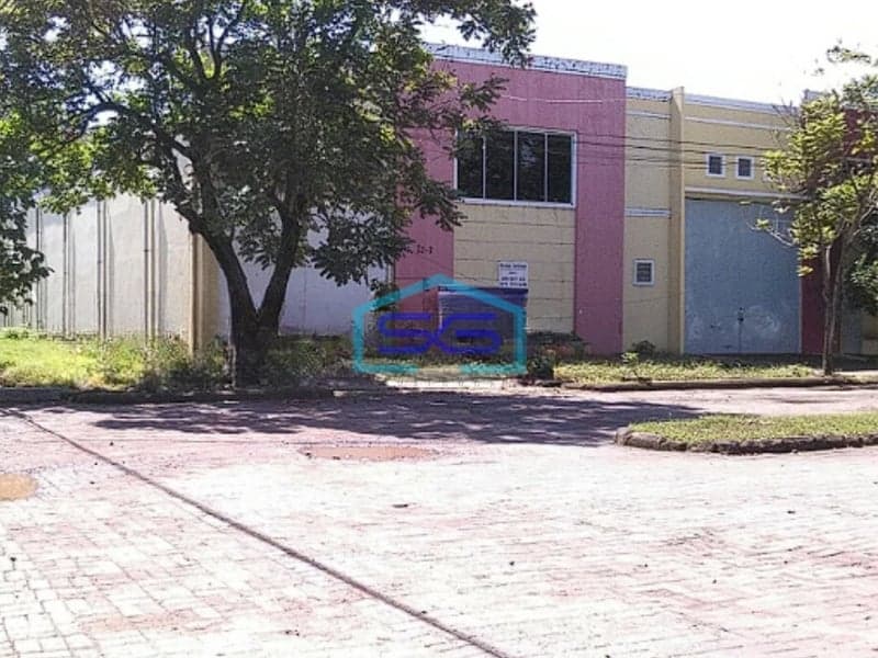 Dijual Gudang Strategis Dengan Harga Menarik Luas Tanah 1200m2 di Makassar