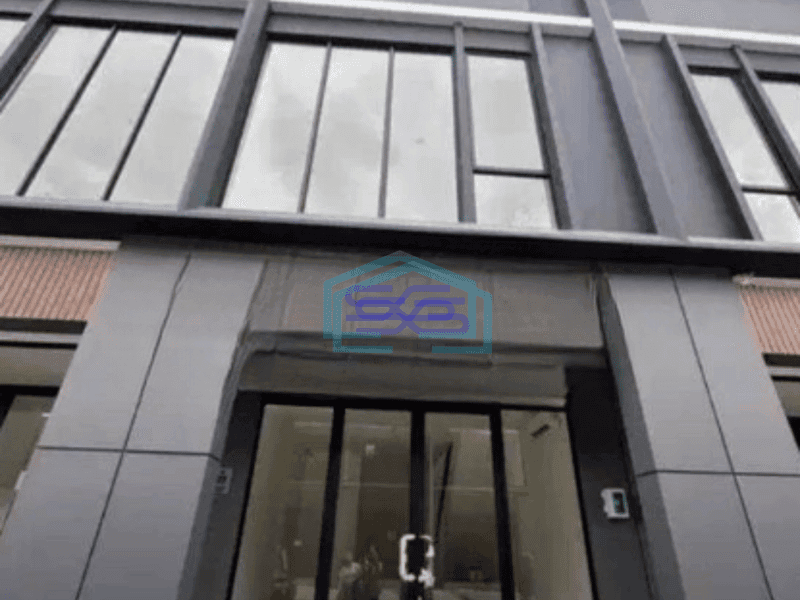 Disewakan Ruko 2 Lantai Bagus di Gading Serpong Tangerang Tersedia Area Parkir