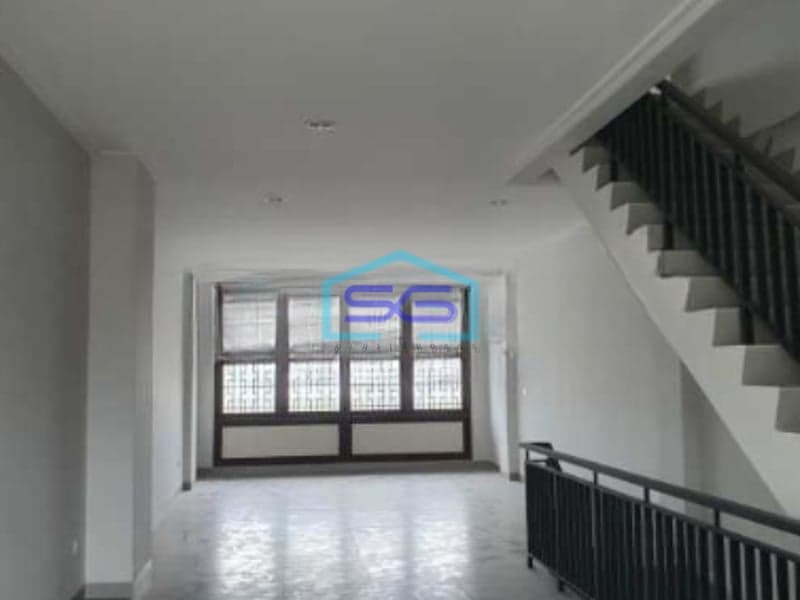 Disewakan Ruko 3 Lantai Lokasi Pantai Indah Kapuk Jakarta Utara