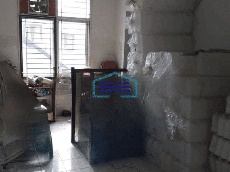 Dijual Ruko 2 Lantai Luas Bangunan  160 m² di Taman Royal Tangerang