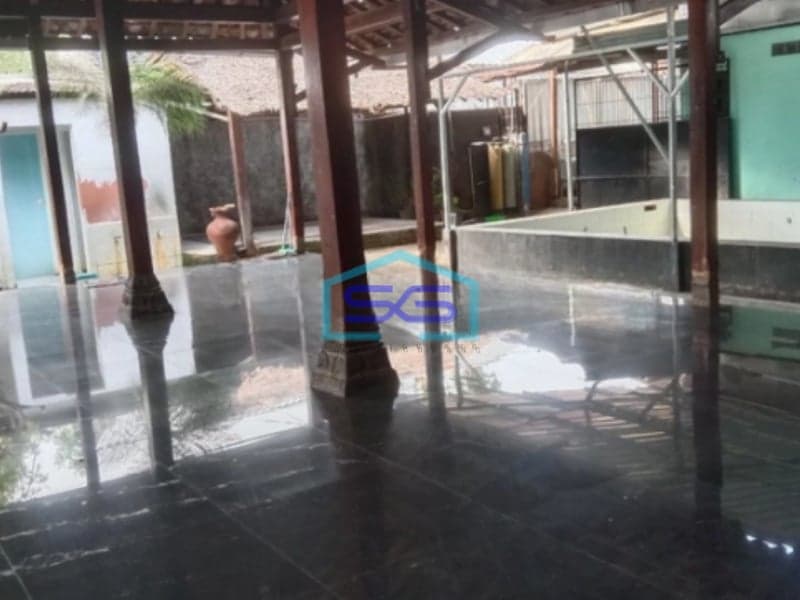 Disewakan Ruang Usaha di Kalasan Sleman Yogyakarta Siap Huni LB 600m2