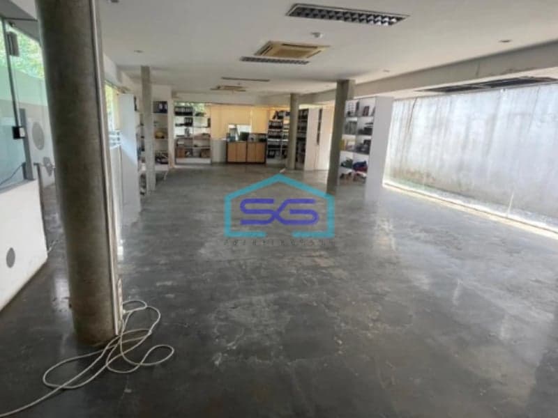 Dijual Kantor Luas Tanah 1695 m² Lokasi Bebas Banjir di Jakarta Selatan