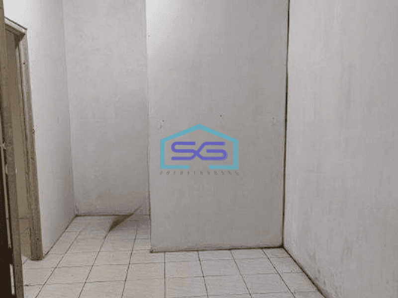 Disewakan Ruko 2 Lantai di Harapan Indah Bekasi LB 100m2