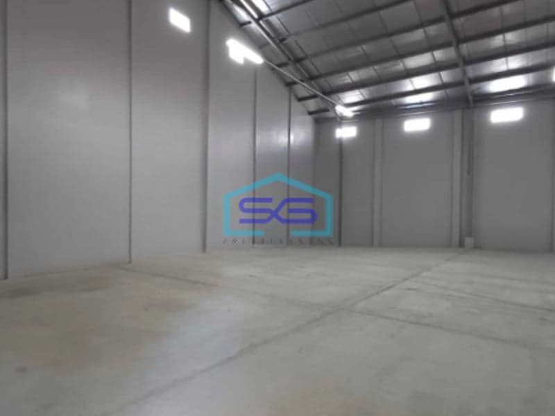 Disewakan Gudang Ada Kantor Luas Tanah 650 m² Lokasi Bebas Banjir di Caringin Bandung