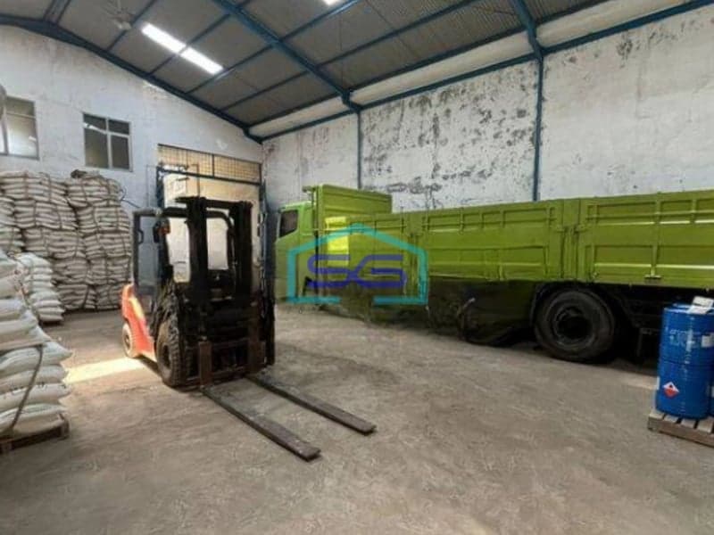 Dijual Cepat Gudang Murah di Taman Kopo Indah Bandung LT 630m2