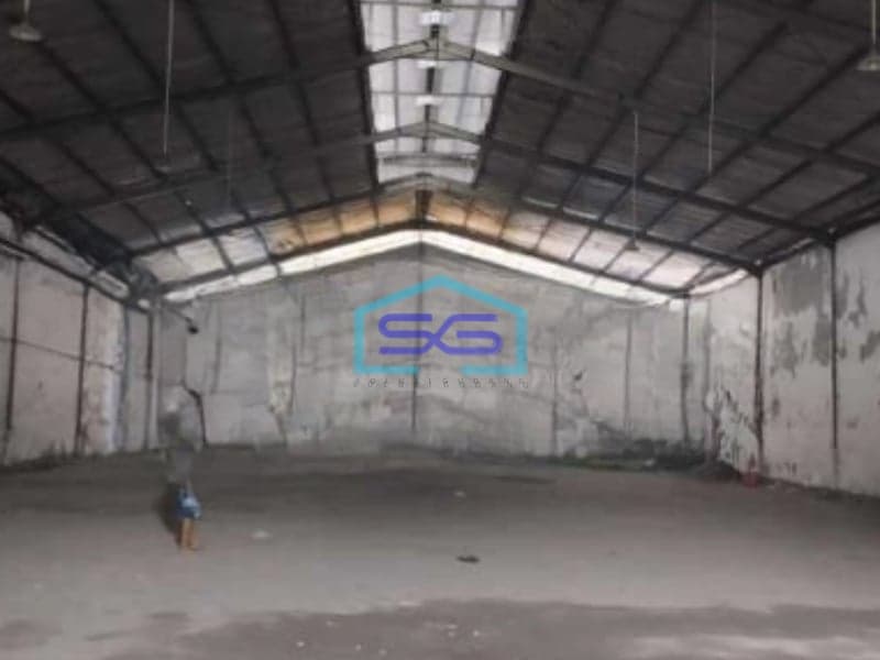 Dijual Gudang Luas Bangunan 980 m² Lokasi Margomulyo Surabaya