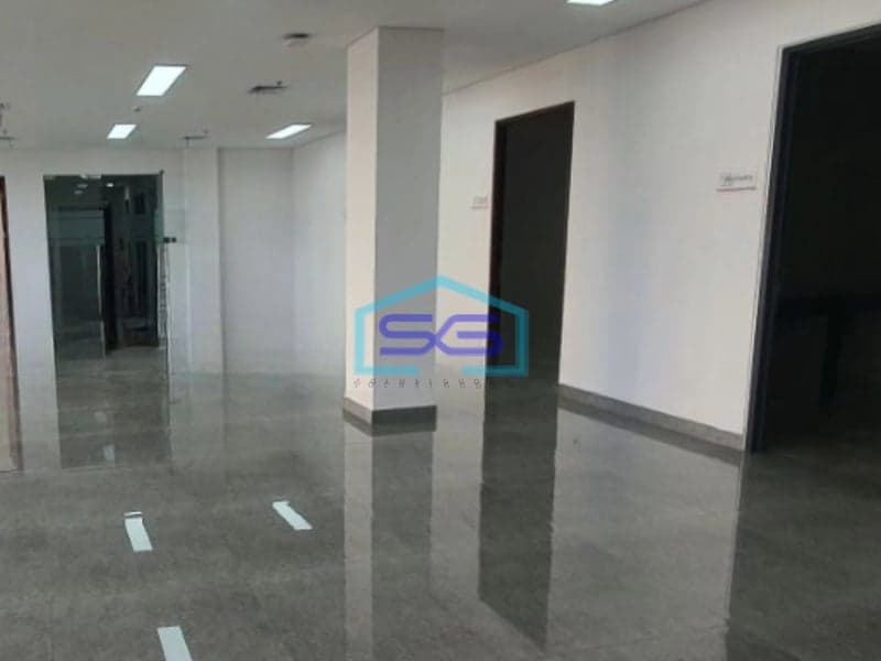 Disewakan Gudang Akses Container 40 Feet Luas Tanah  684 m² di Jembatan Tiga Jakarta Utara