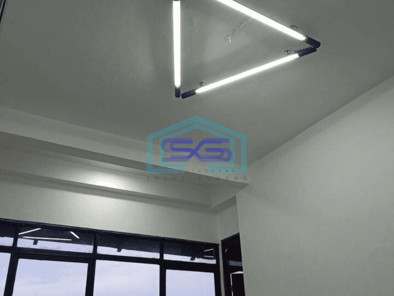 Disewa Ruko Cocok untuk gudang di Tambora Jakarta Barat SHM