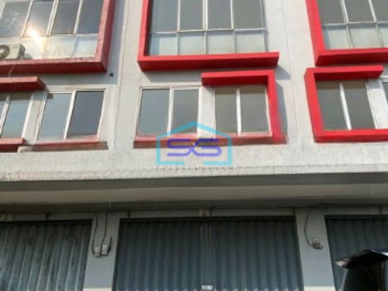 Disewakan Ruko Luas Bangunan 252 m² Lokasi Kalideres Jakarta Barat