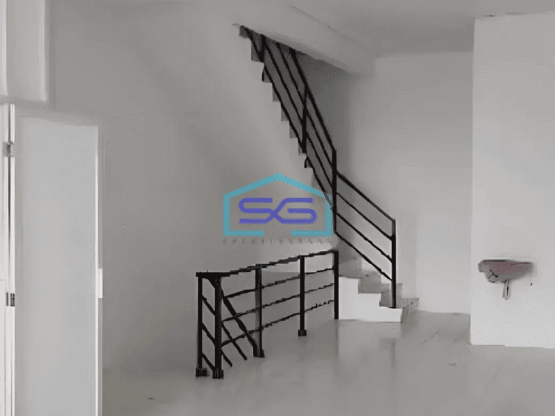 Disewakan Ruko Purimas 3 Lantai, Rungkut Surabaya LB 262m2