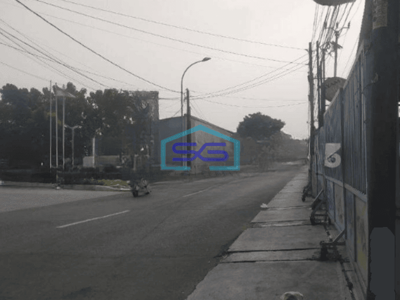 Disewakan Ruko 2 Lantai Lokasi Strategis di Pinggir Jalan Bekasi Timur Luas Tanah  162 m²
