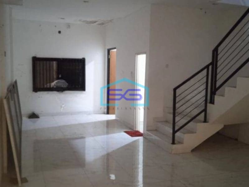 Disewakan Ruko 2 Lantai Siap pakai Kemang Jakarta Selatan LB 167m2