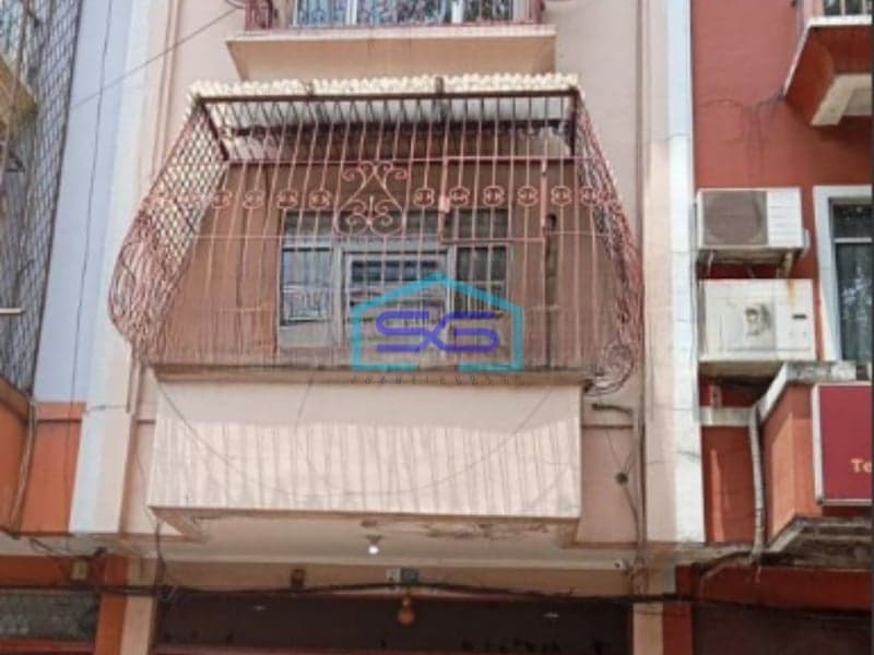 Dijual Ruko Lokasi Strategis Luas Bangunan 292 m² di Kalideres Jakarta Barat