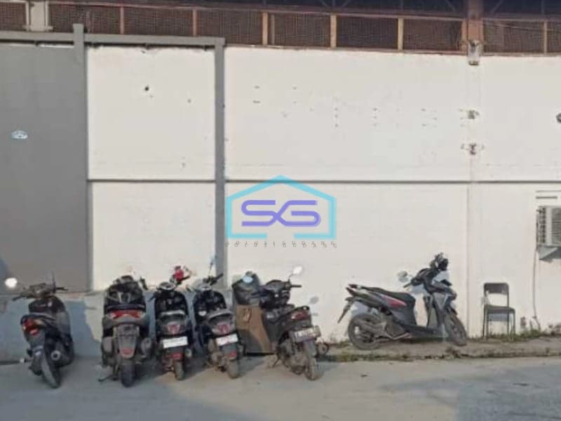 Disewakan Gudang Akses Container 40 Feet Luas Bangunan  450 m² di Jakarta Utara