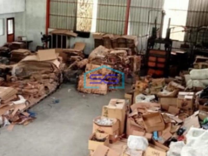 Disewakan Gudang Siap Pakai Ada Loading Dock Area Parkir Luas di Salatiga Jawa Tengah LT 3592m2