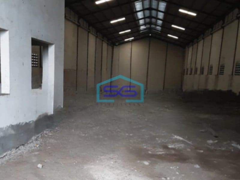 Dijual Gudang Luas Tanah 1559 m² Lokasi Gresik Akses Container 40 Feet