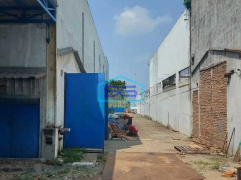 Dijual Pabrik Lokasi Strategis Luas Tanah 1769 m² Lokasi di Bekasi