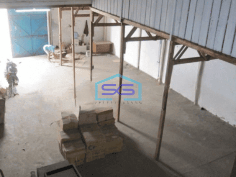 Disewakan Gudang 2 Lantai Luas Bangunan 600 m² di Kapuk Kamal Jakarta Barat