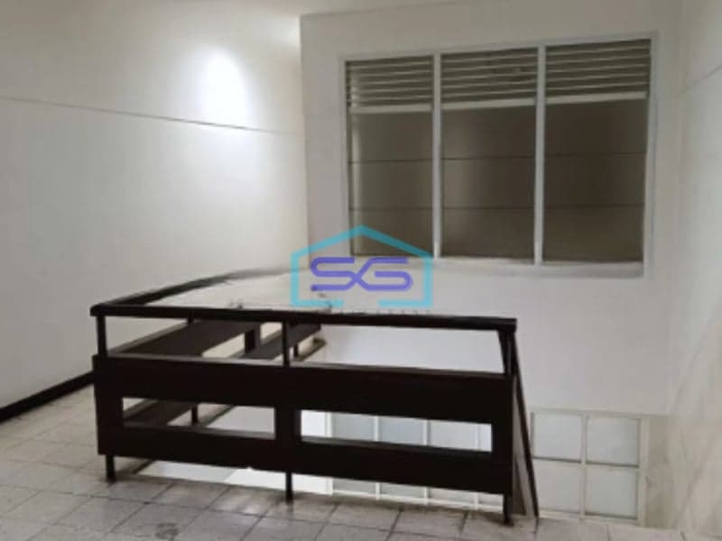 Disewakan Ruko 2 Lantai Luas Bangunan 360m2 di Jl Beteng Semarang