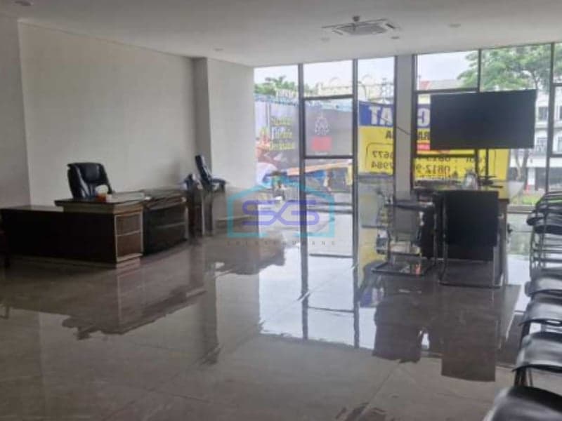 Dijual Ruko Lokasi Strategis Luas Tanah 180 m² di Daerah Tangerang