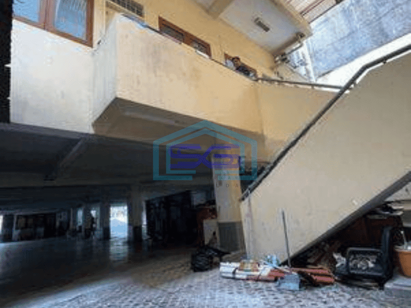 Disewa Ruko Cocok Kantor di Mainroad Surya Sumantri