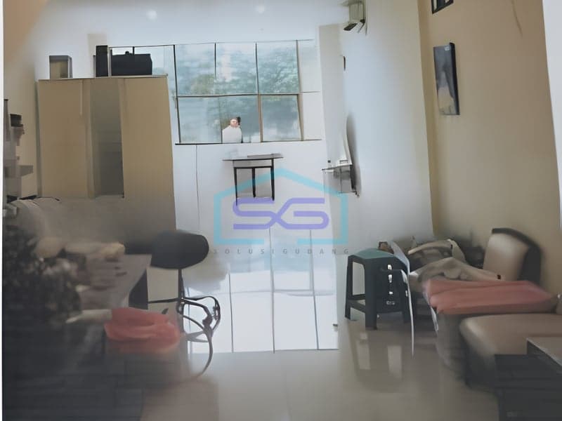 For Sale: Shophouse in Cipondoh Tangerang, Building Area 235 m²