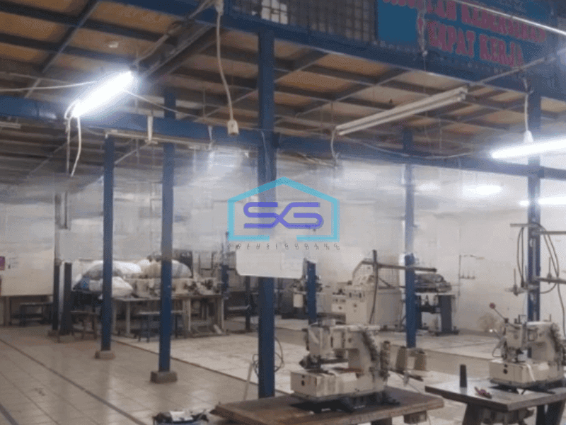 Disewakan Gudang Luas Bangunan 850 m² Lokasi Bebas Banjir di Cikunir Bekasi