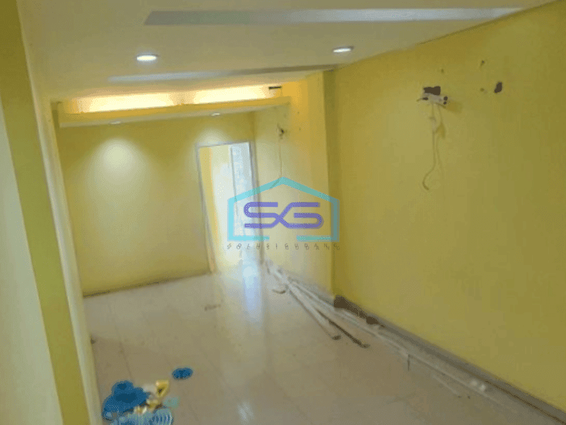 Disewakan Ruko Luas Bangunan 160 m² di Jalan Raya Pluit Jakarta Utara