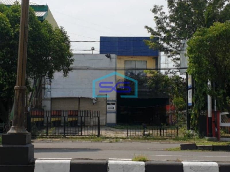Dijual Ruko Siap Pakai Bekas Salon Mobil Di Jl. Adisucipto Solo LT 576m2 Karanganyar Jawa Tengah