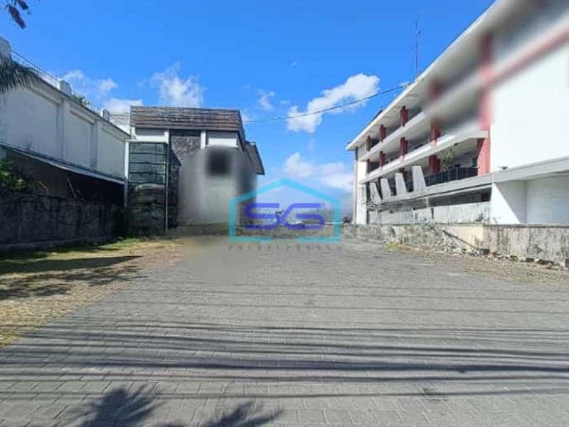 Disewakan Tanah Niaga Komersil Strategis Seminyak Bali Luas Tanah 2480m2