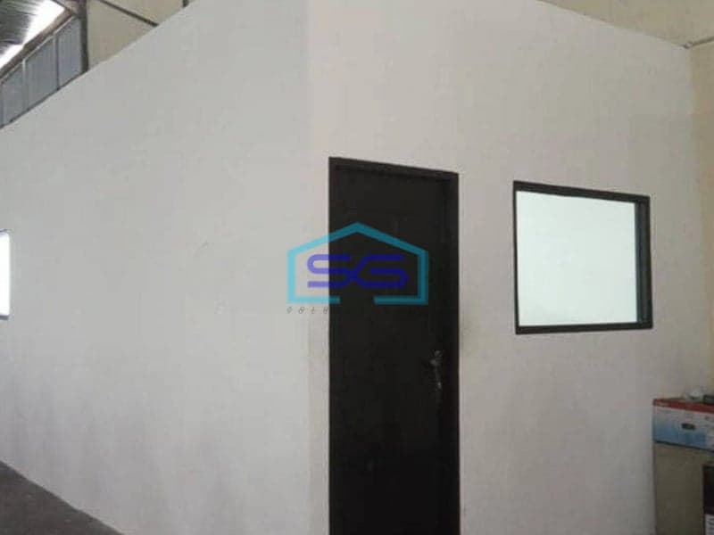 Disewakan Gudang  Siap Pakai Tinggi Dari Jalanan Anti Banjir Ceilingnya Tinggi di Pulo Gadung Jakarta Timur