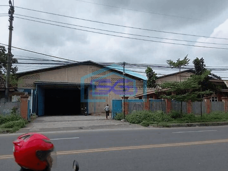 Disewakan gudang di Cikupa muka jalan raya serang Banten, Tangerang
