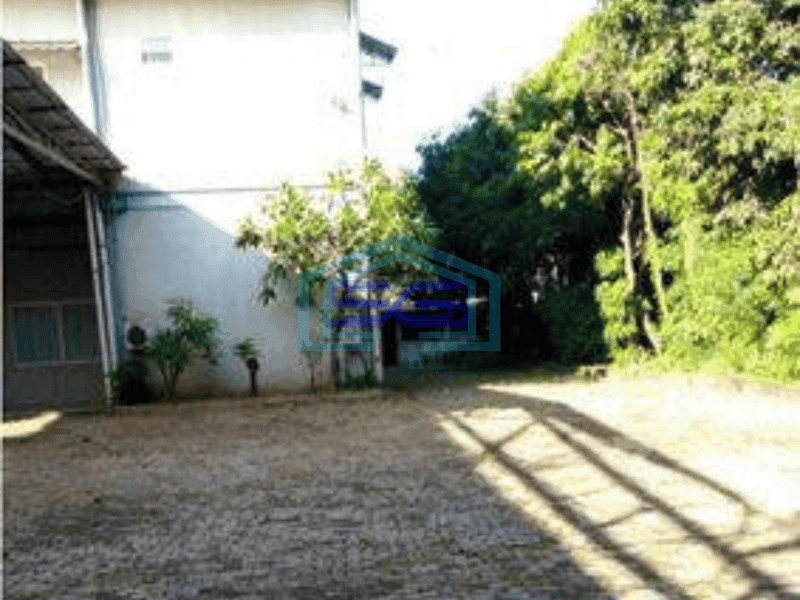 Dijual Gudang 2 lantai ex Garmen di Tangerang kota