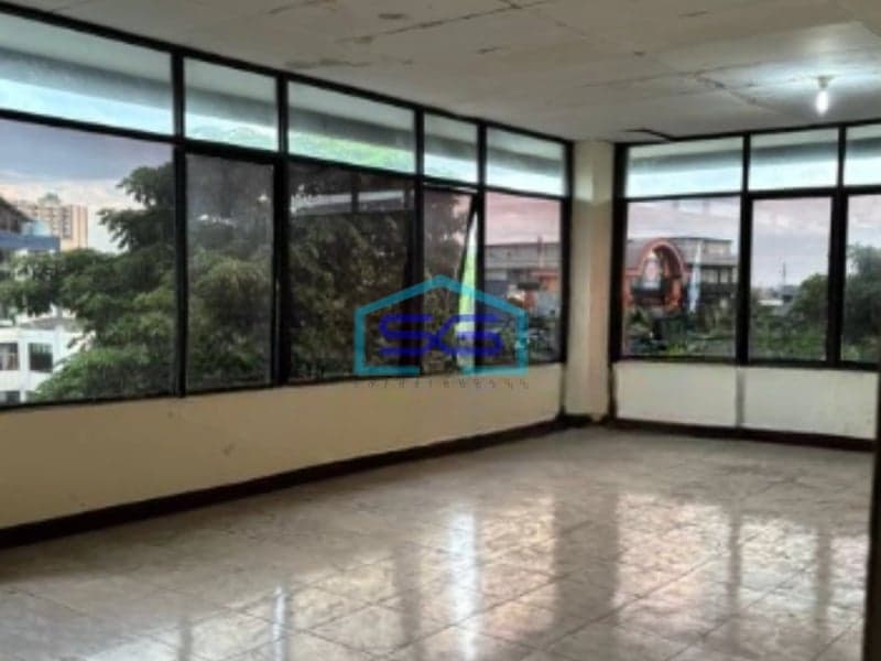 Disewakan Kantor Luas Bangunan  350 m² Lokasi Bebas Banjir di Jakarta Timur