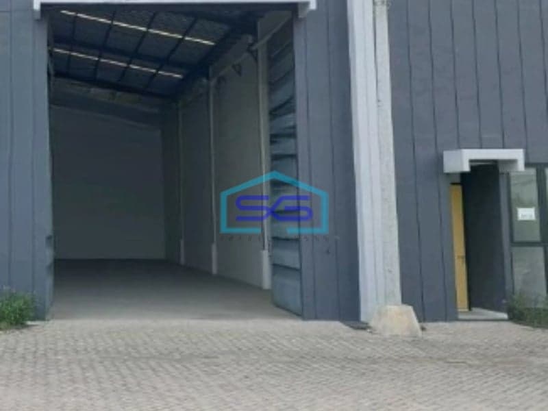 Dijual Gudang Akses Container Luas Bangunan 276 m² Lokasi Sidoarjo Jawa Timur