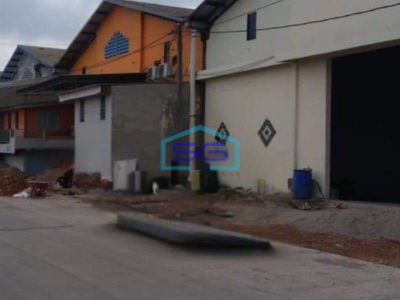 Dijual Cepat Gudang di Pantai Indah Dadap, Jalan Raya Perancis Tangerang, Banten LT 1200m2