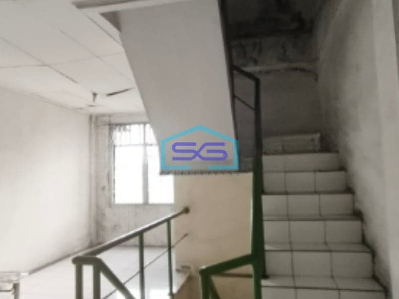 Dijual Ruko 3,5 Lantai di Taman Palem Lestari Jakarta Barat Luas Bangunan 262m2