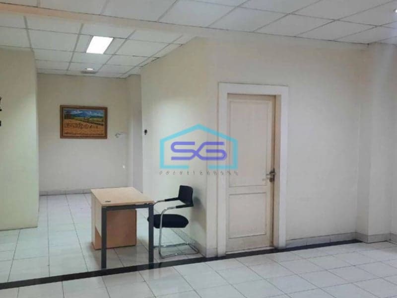 Disewakan Kantor 4 Lantai LB 641m2 di Fatmawati Jakarta Selatan
