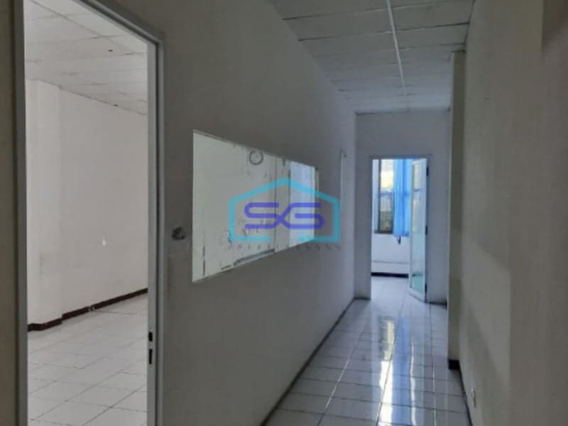 Disewakan Ruko 3 Lantai di Tangerang Luas Bangunan 247m2