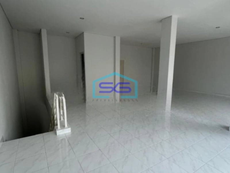 Dijual Ruko 2 Lantai Luas Bangunan  162 m² Lokasi Bebas Banjir di Gading Serpong Tangerang