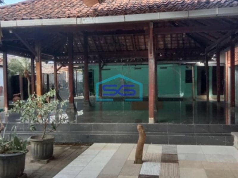Disewakan Ruang Usaha di Kalasan Sleman Yogyakarta Siap Huni LB 600m2